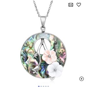 🆕️ Abalone Shell, Pink Shell Pearl & Resin Flower Pendant Necklace (20 Inches